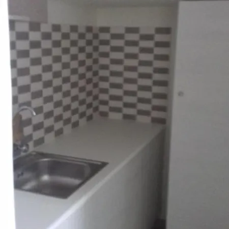 Rooms To Rent N.I.K.O.S